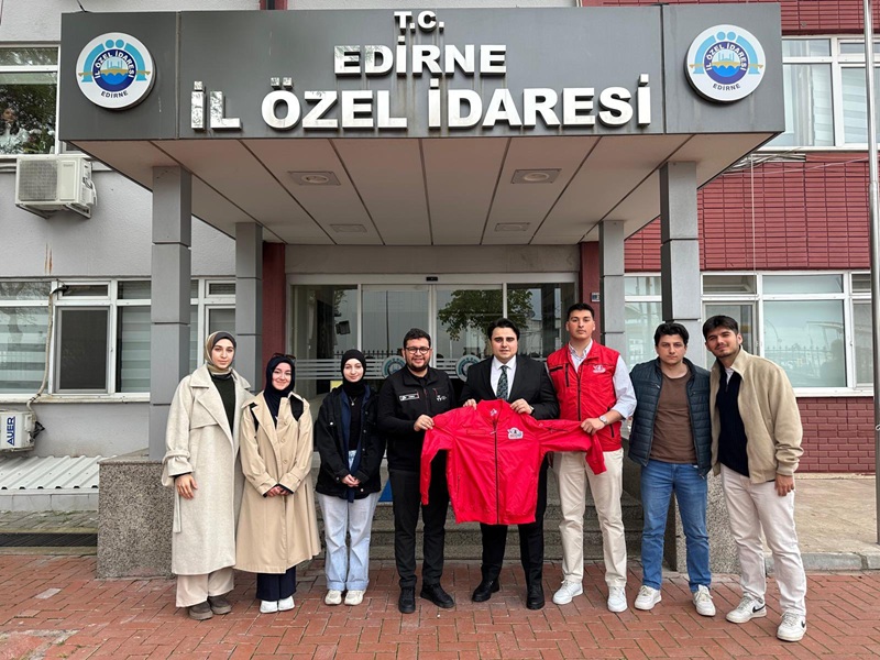 TEKNOLOJİYE YÖN VEREN GENÇLER MİSAFİRİMİZDİ